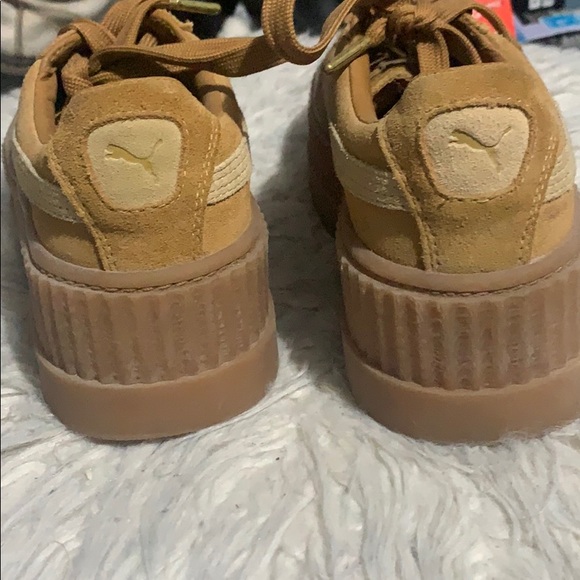 Rihanna Fenty Platform Puma’s - Picture 3 of 4